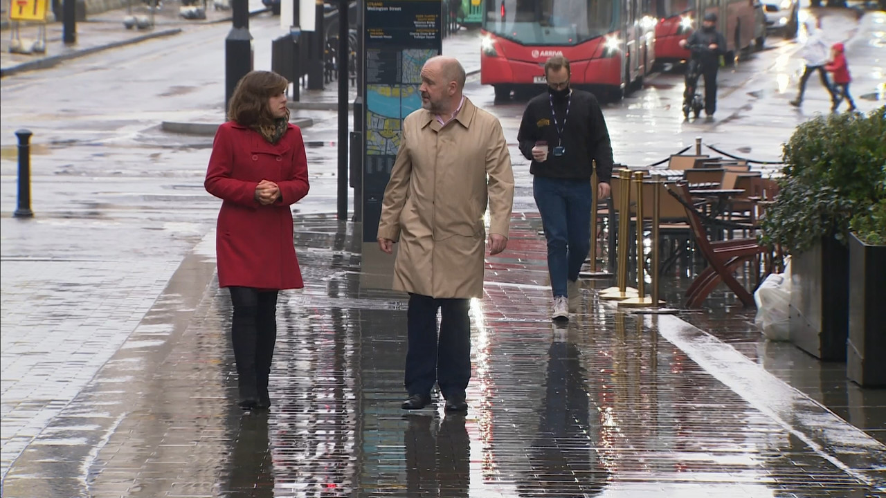 ITV News London_20211229_18401900.ts_snapshot_07.45.510