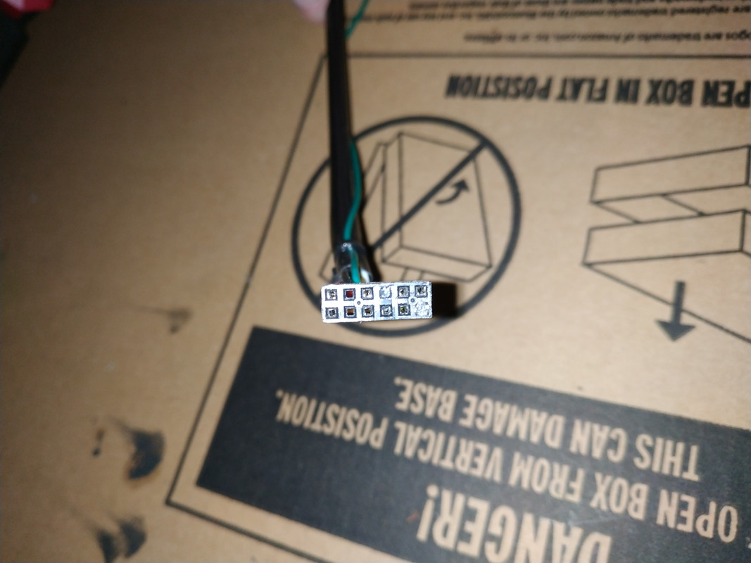 up close of data side mars mei vn bill validator 110v power harn