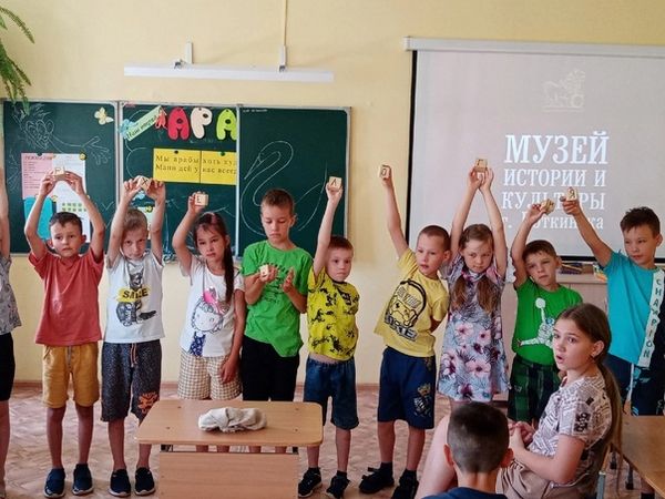 На земле нет наверно такого человека который бы не слышал ни