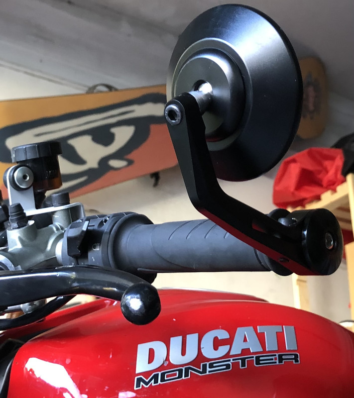 EFD5C598-3052-4CF8-8FEC-11D2A9372314