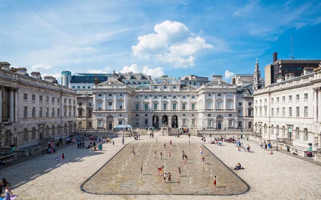 The-Edmond-J-Safra-Fountain-Court-Somerset-House-Image-by-Kevin-Meredith-361-1