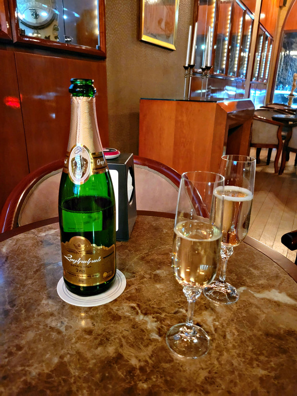 Армения. Ереван в ноябре. Армения. Ереван в ноябре.