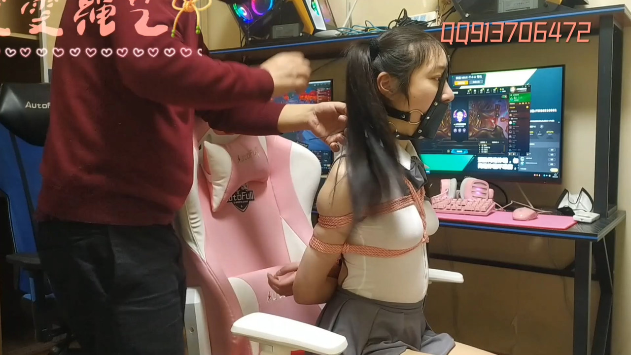 小雯绳艺 电竞惩罚.mp4_20230215_095706.139