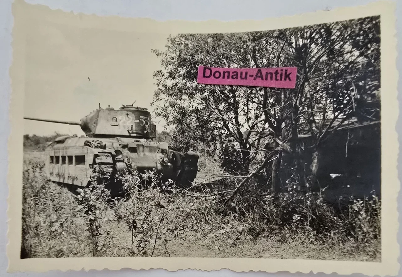 Foto Panzer Infantry Tank Mk II Matilda Englischer Panzer Kennung Panzerturm