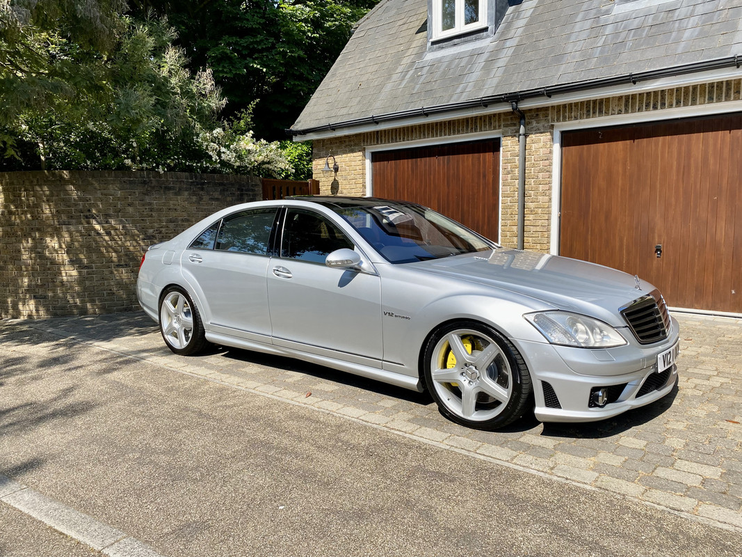 685E309C-80B5-4D48-8C3B-9E9A0222260F