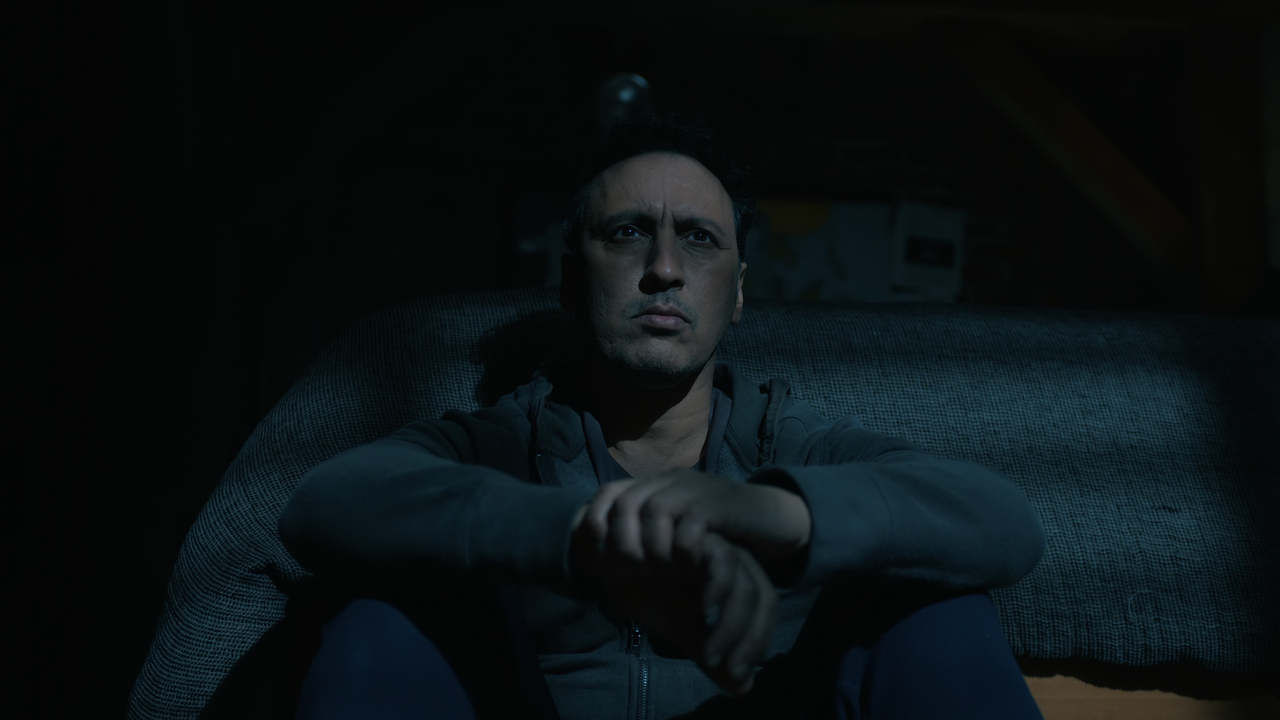 Evil.S04E04.How.to.Build.a.Coffin.2160p.10bit.AMZN.WEB-DL.DDP5.1.HEVC-Vyndros.mkv_snapshot_19.05_[20