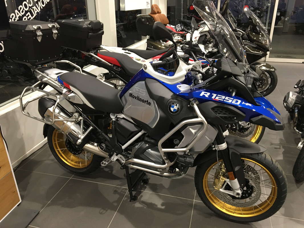 6480D41A-331A-4B91-B608-9704476C12BC