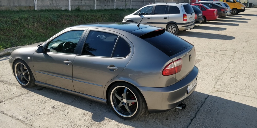 218756069_2_1000x700_seat-leon-cupra-r-fotografii