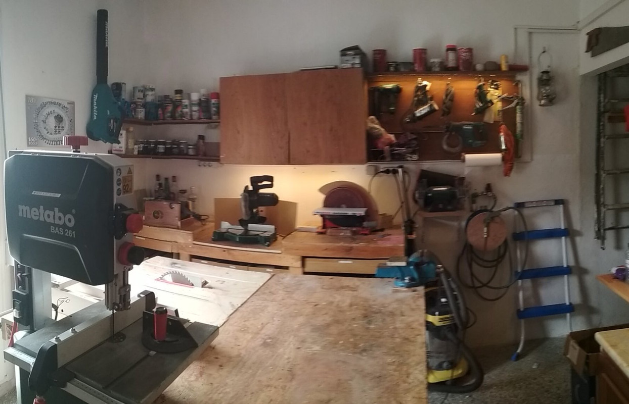 C3C9DB3F-FC21-4DE0-B176-01326B091284