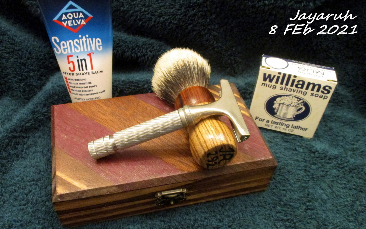 [Image: sos210908.jpg]