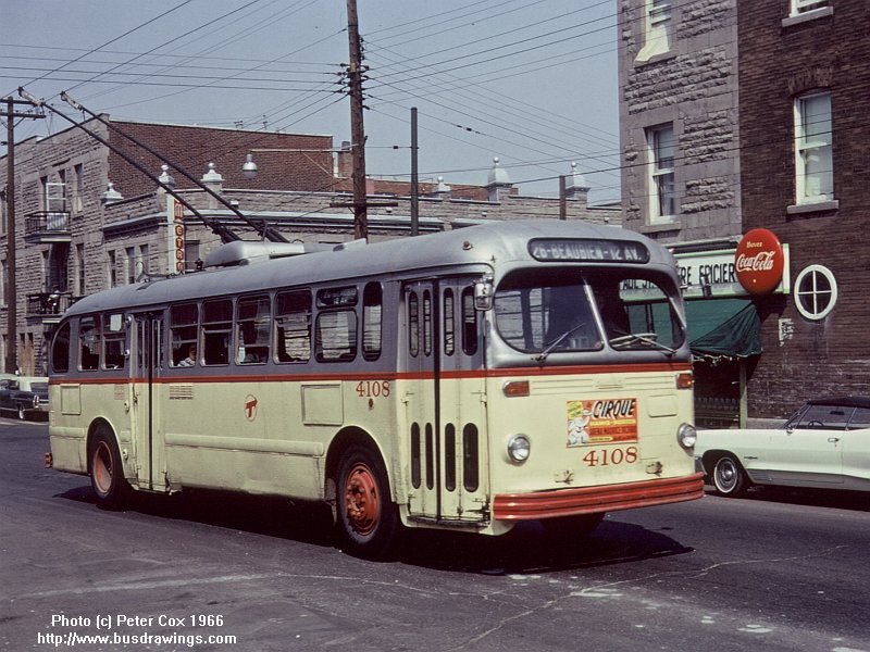 Autobus antique canadian car brill 1952 diesel Montreal4108