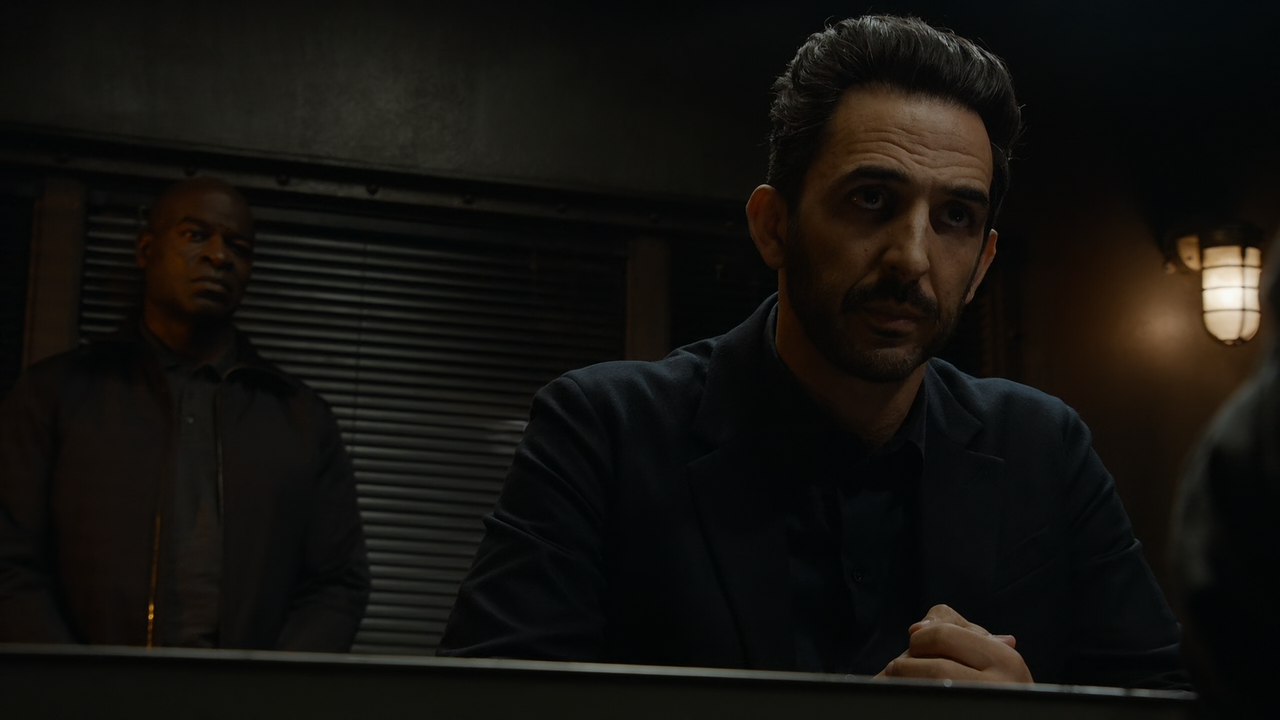 The.Blacklist.S09E06.Dr.Roberta.Sand,.Ph.D.1080p.10bit.AMZN.WEB-DL.DDP5.1.HEVC-Vyndros.mkv_snapshot_
