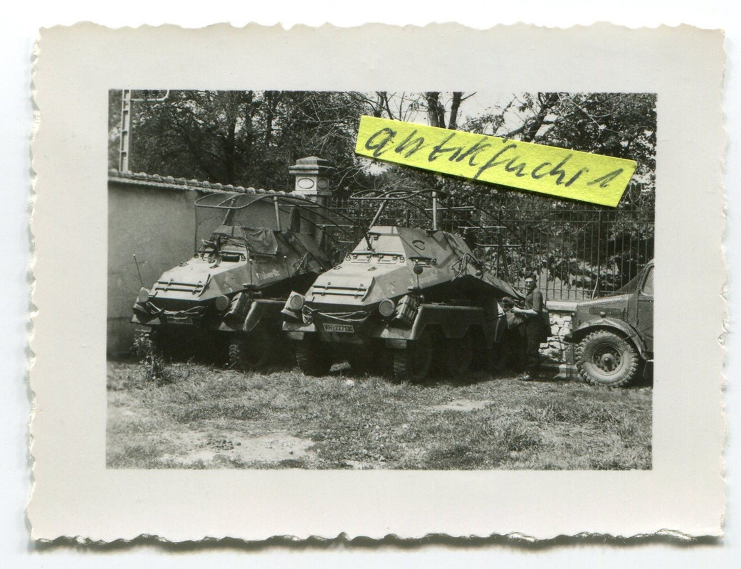 Schützen-Panzer mit Namen bei Fontenay le Comte im 2.WK
