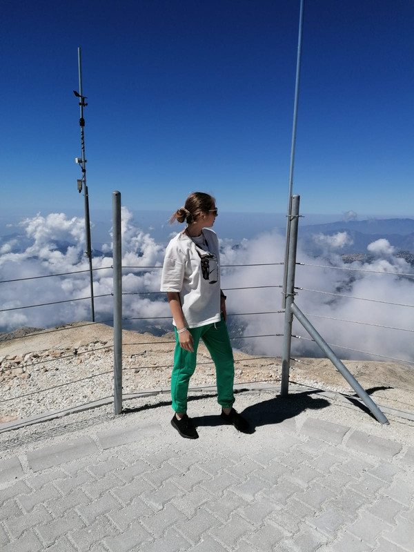 E2B40123-C4F0-4370-88C1-EA908FEF9D9C