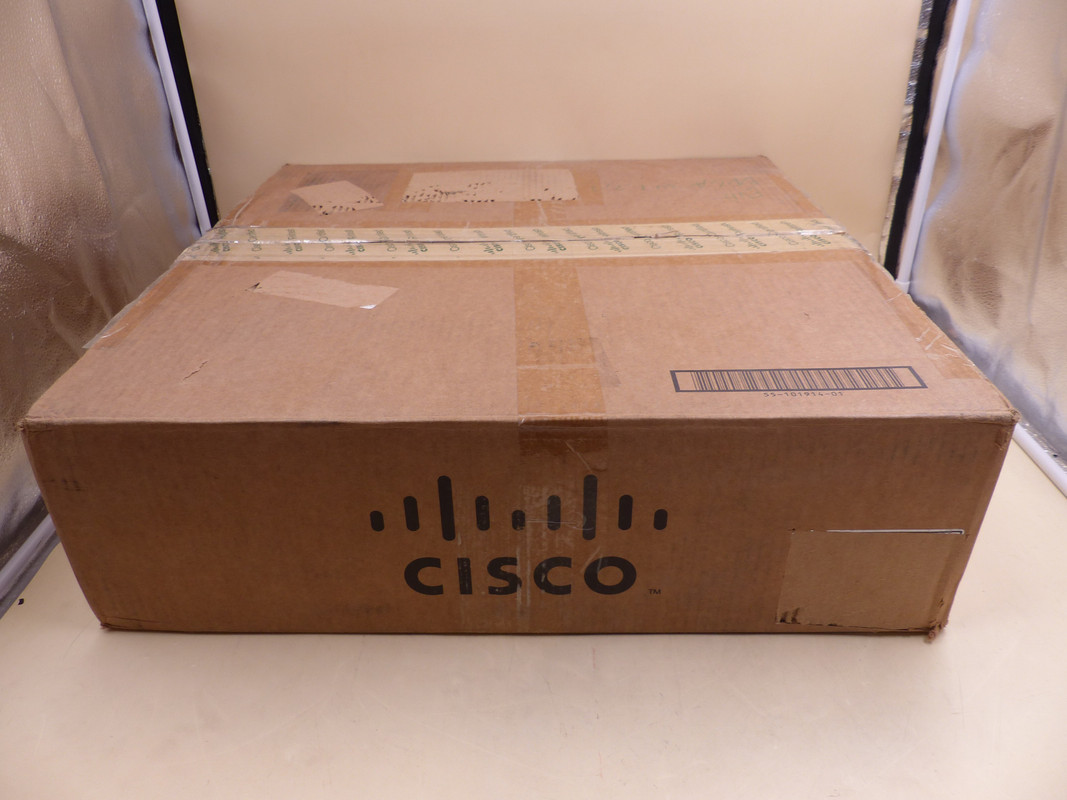 CISCO CATALYST 9300 NETWORK ESSENTIALS SWITCH 24 PORTS MANAGED C9300-24P-E