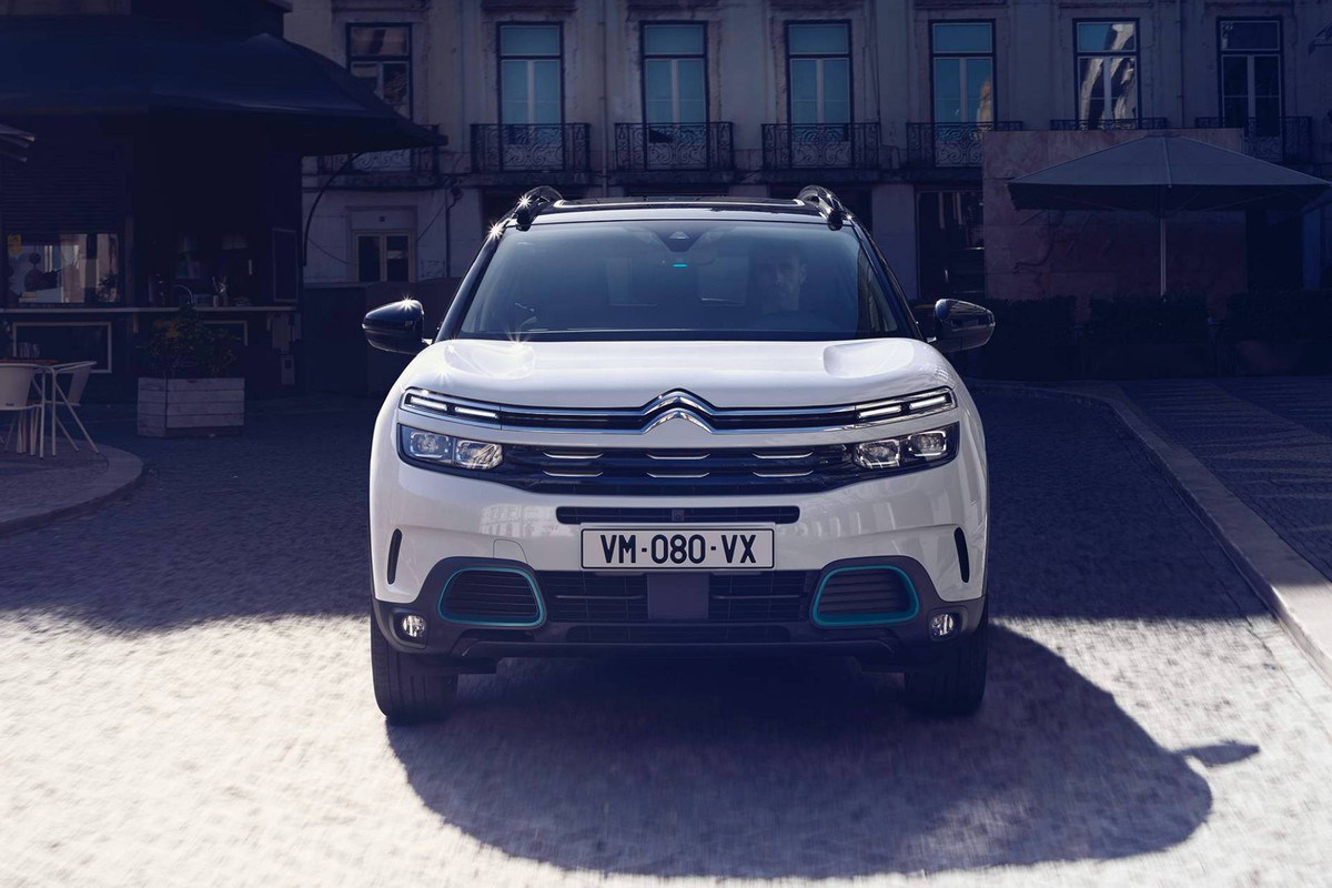 Citroen C5 Aircross SUV Hybrid (24)