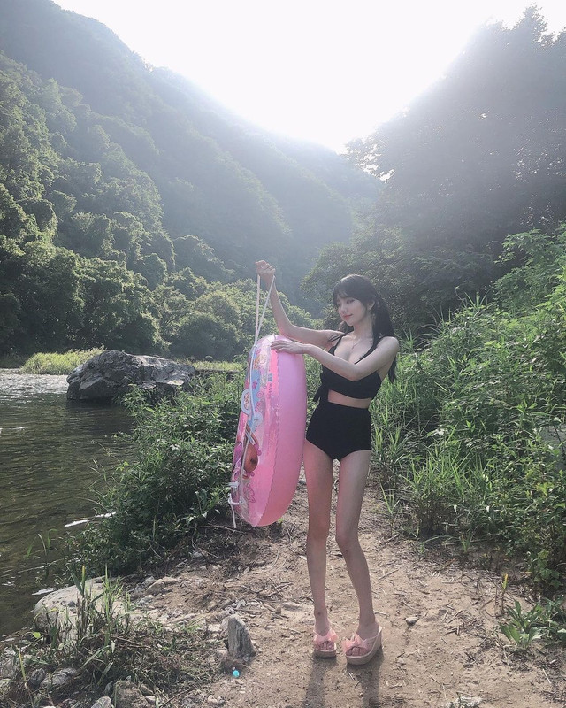 【美女欣赏】instagram韩国美女@ttt.ri美图分享插图3 【美女欣赏】instagram韩国美女@ttt.ri美图分享插图3