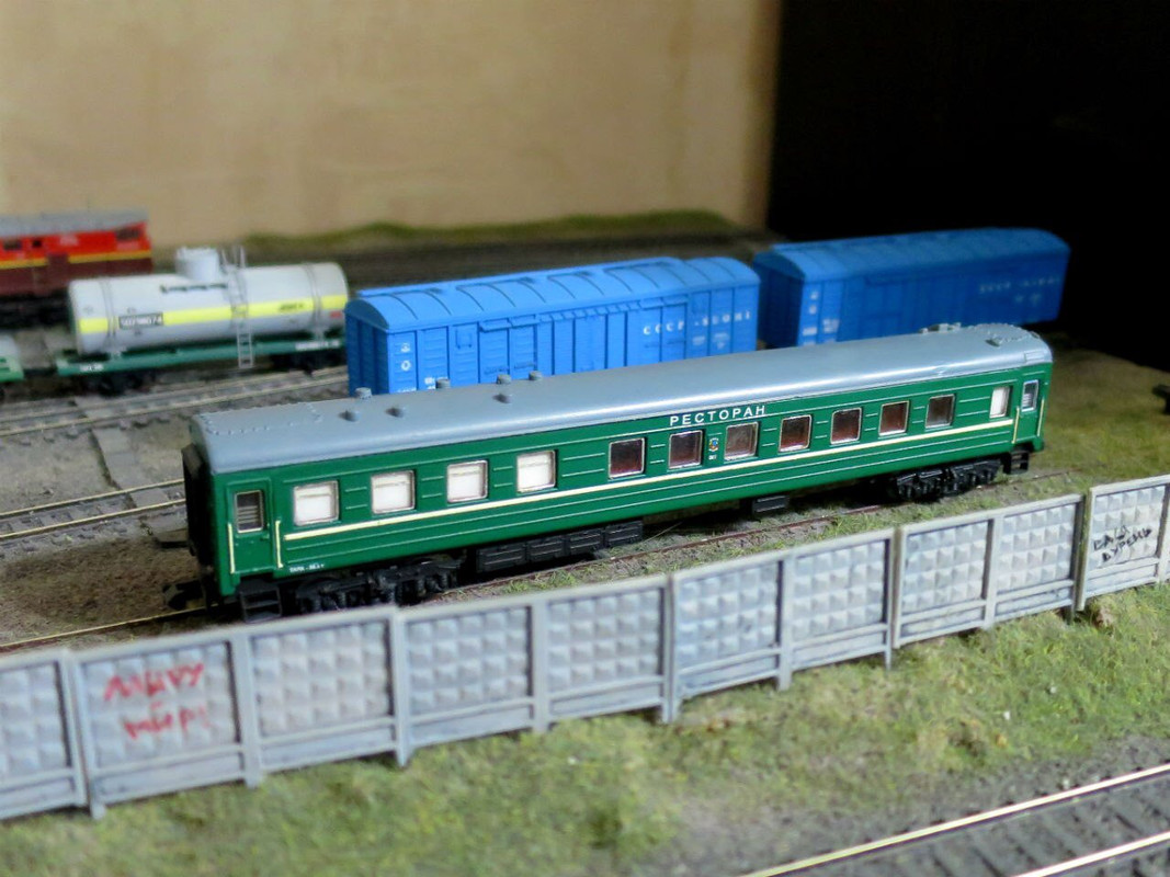 1EB30617-B69D-474B-A94E-21A5C028380C