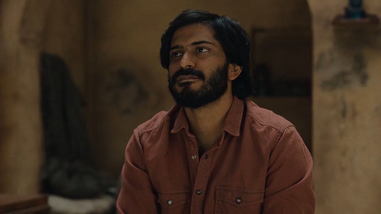 Thar 2022 WebRip [Hindi + Tamil + Telugu] 480p, 720p ESub Screenshot