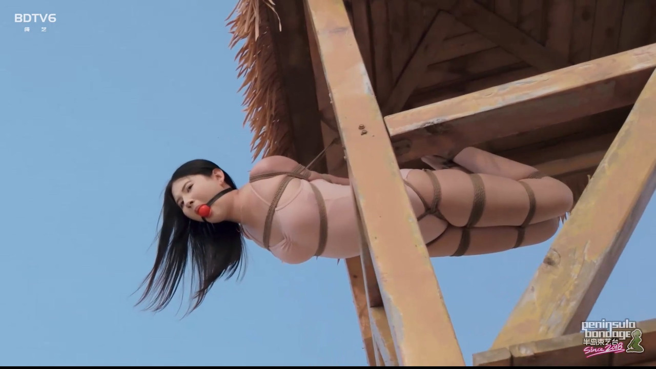 半岛束艺 海滩安全员带给你极致的安全感~佟司.mp4_20250617_125941.674