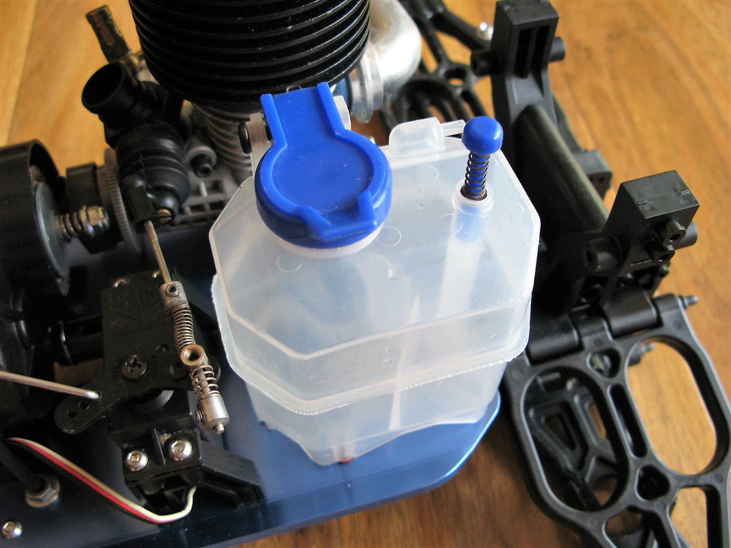 What have I done? - Tamiya TNX 5.2R restoration. Everyone