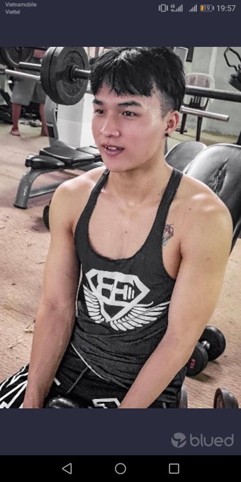 Ai thịt bé bot này chưa? Bé ở quận 4, non xanh