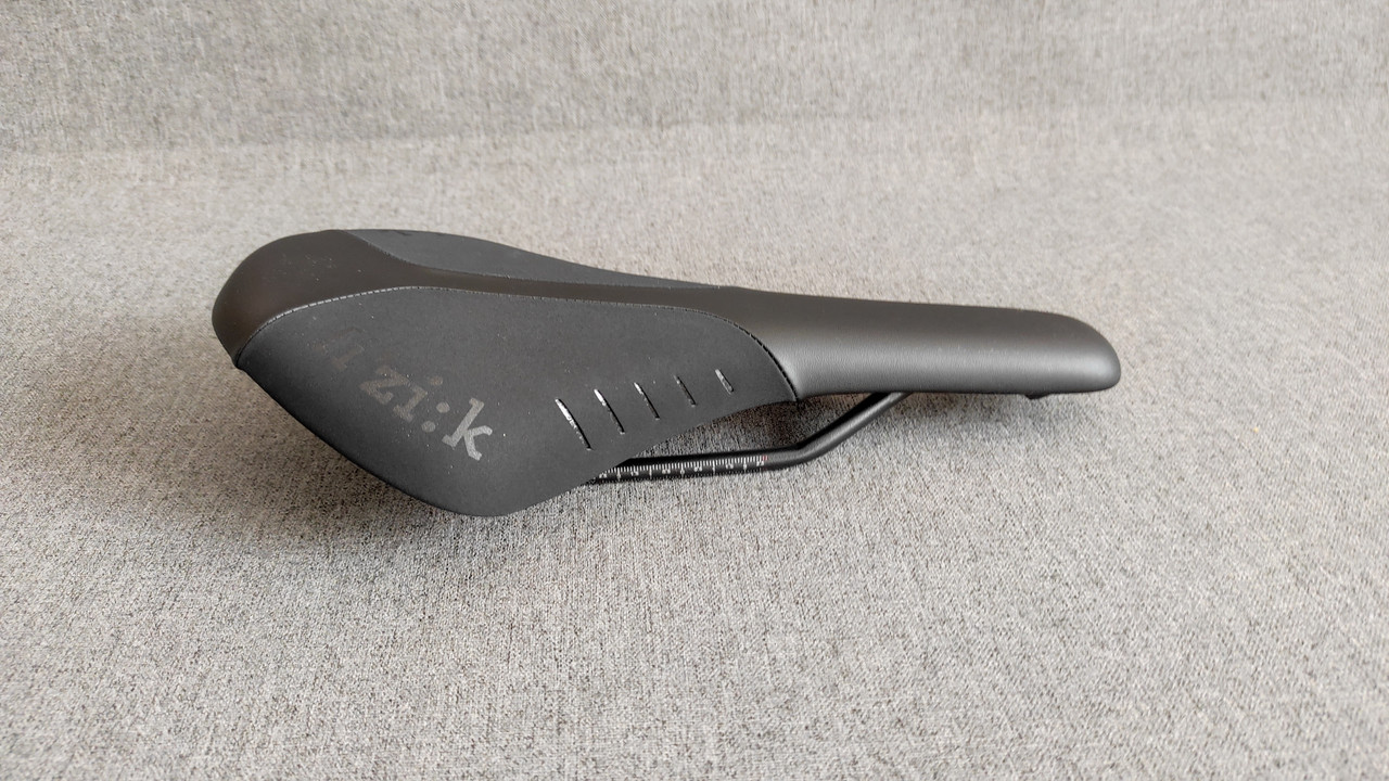 Peloton Club Fizik Antares R7