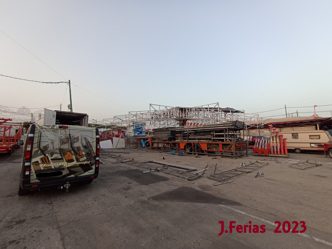 275