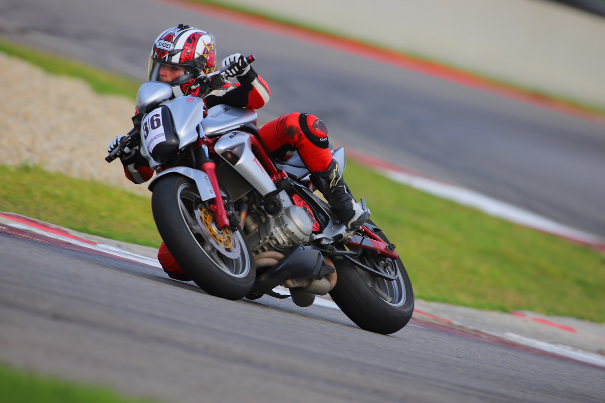 20C06286-5CBA-4EF2-BEE5-387CCA1FFAE9