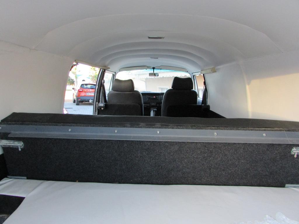 1972 Bay Refurb 2019 (5)