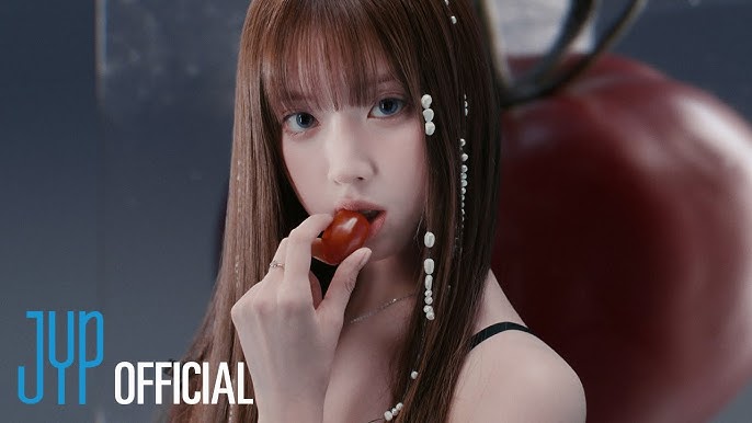 NMIXX - SPINNIN’ ON IT [4K1080P] 高清MV在线观看下载