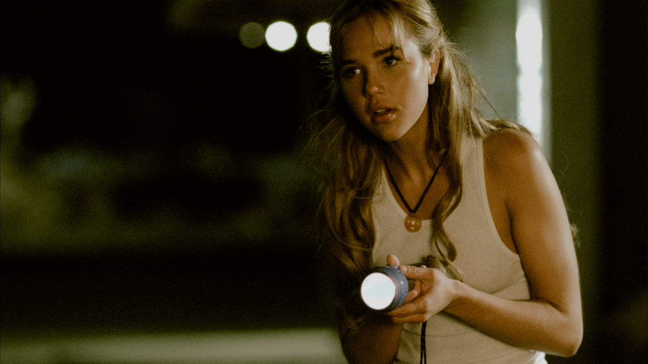 Reeker.2005.2160p.UHD.BDRemux.HDR.DTS-HD.MA.5.1.by DVT.mkv_snapshot_00.49.42_[2022.05.17_11.42.04]