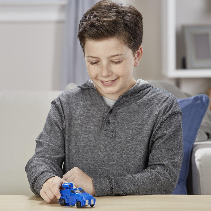 54-Cyberverse-Warrior-Class-Hot-Rod