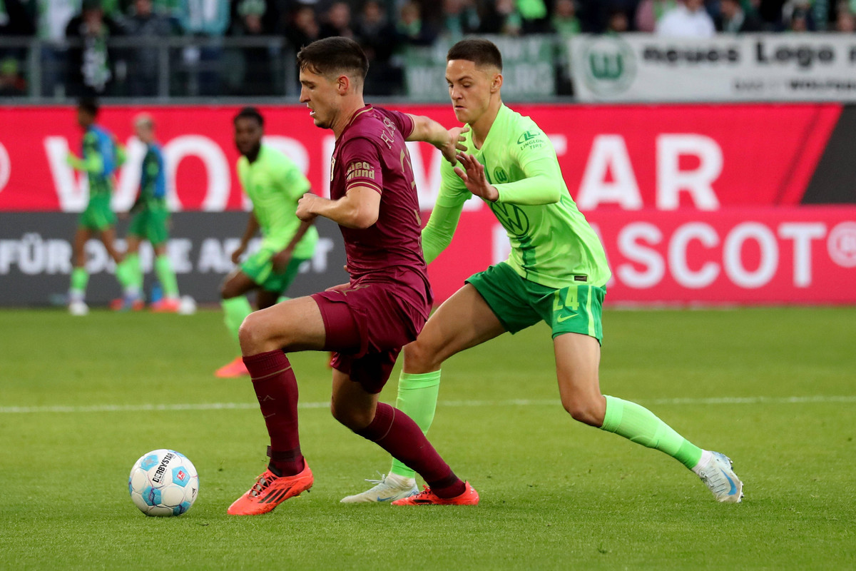 Augsburg vs Wolfsburg, 20h30 ngày 04/10