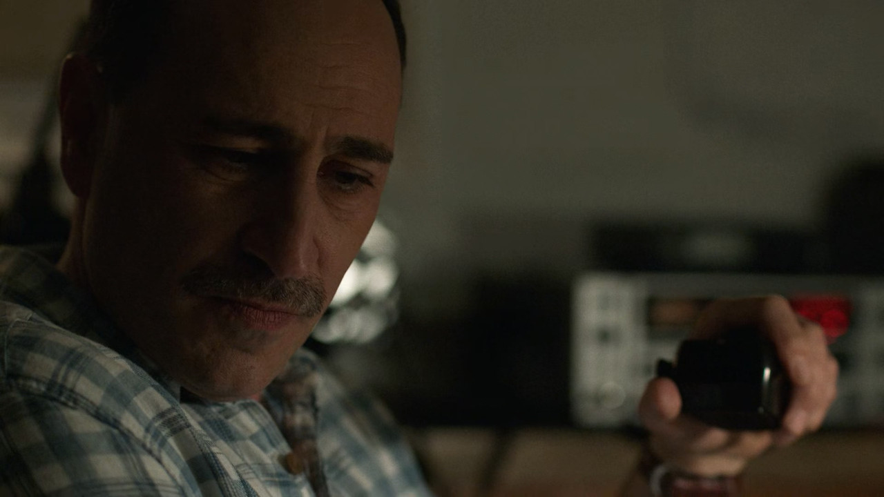Hightown (2020) S01E04 B.F.O. (4Kto1080p STAN Webrip x265 10bit EAC3 5.1 - HxD) [TAoE].mkv_20200613_