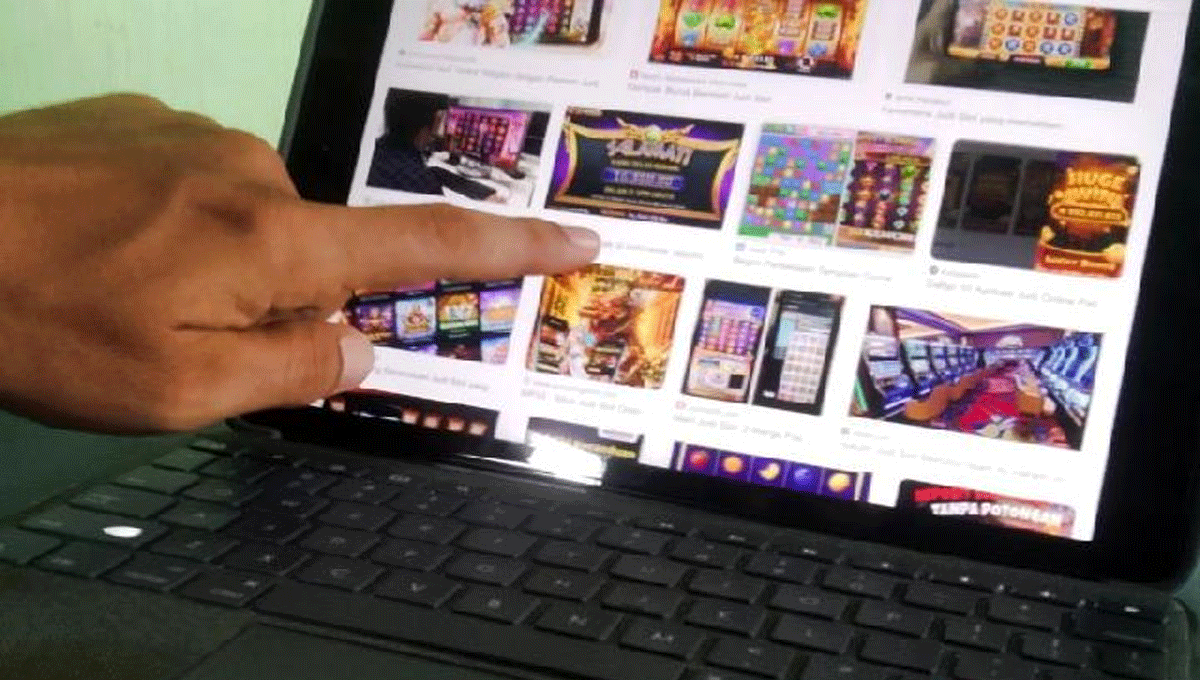 Website UKT Undip Diretas Judi Online, Kini Sudah Normal Kembali