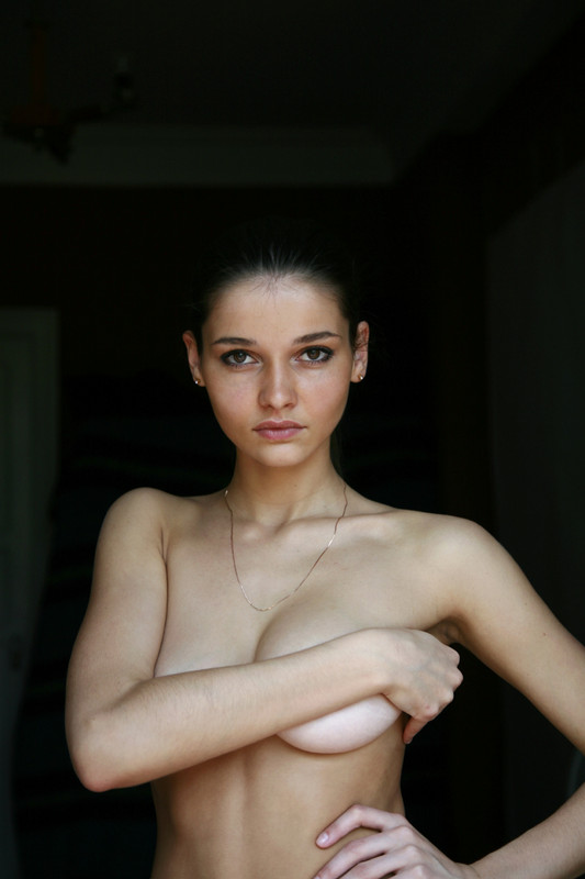 Elena (08)a