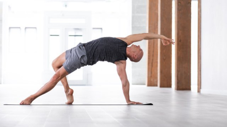 Alomoves - Move To Meditate