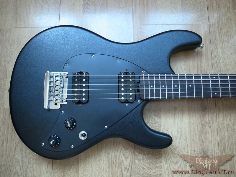 Music_Man_SUB-1_7th-LE-blk_006