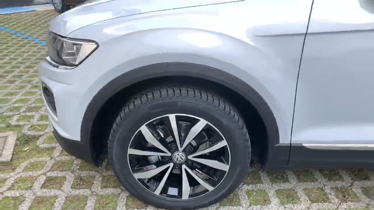 D593EA60-1D94-49B0-A3F8-B6DE630102EF