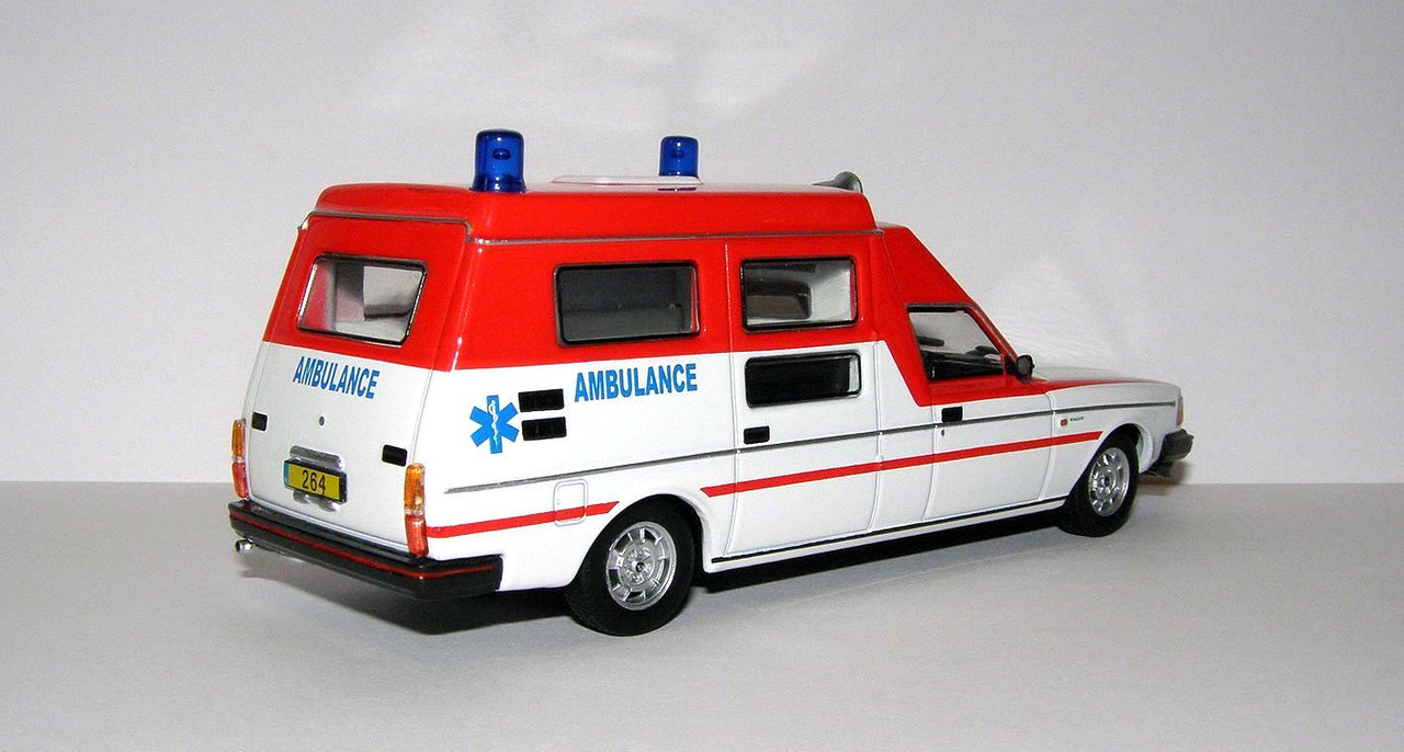 1981 Volvo 264 GL Ambulance by Nilsson (Atlas #7495 006) 2