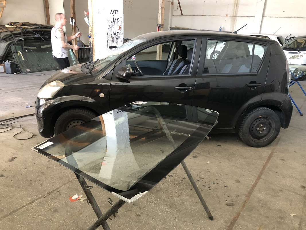 50FB61F7-154B-4384-8F92-BBBB192B4752