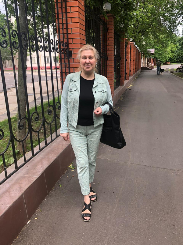 9A2A598F-A407-4A1F-8DAA-6B64AEC1438E