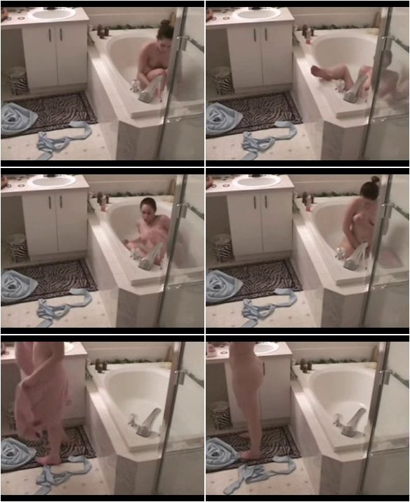 [Image: girl-masturbating-with-jet-water-in-the-bathtube-3.jpg]