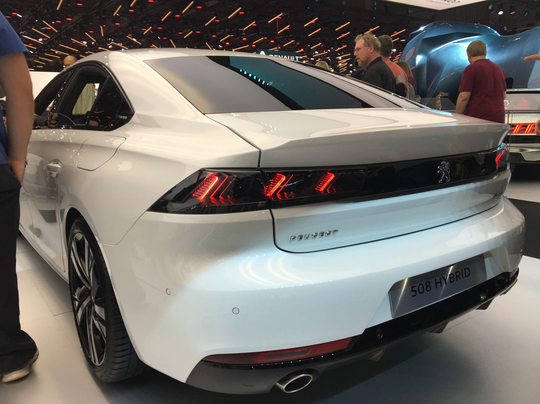 7E25D9B7-93FD-4231-AFD7-C9175B974CF1