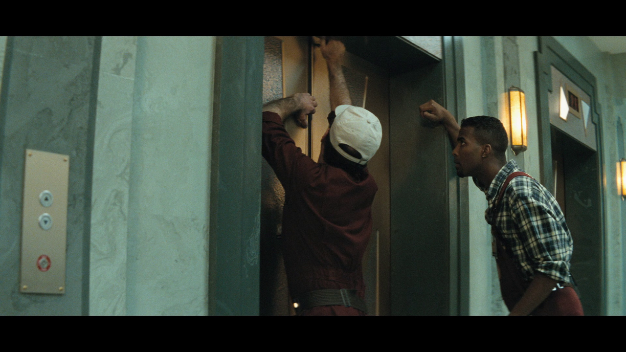 vlcsnap-2023-11-01-22h42m23s769