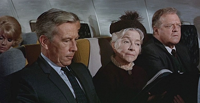 AIRPORT-WHIT-BISSELL-1-A-FOTOR.jpg