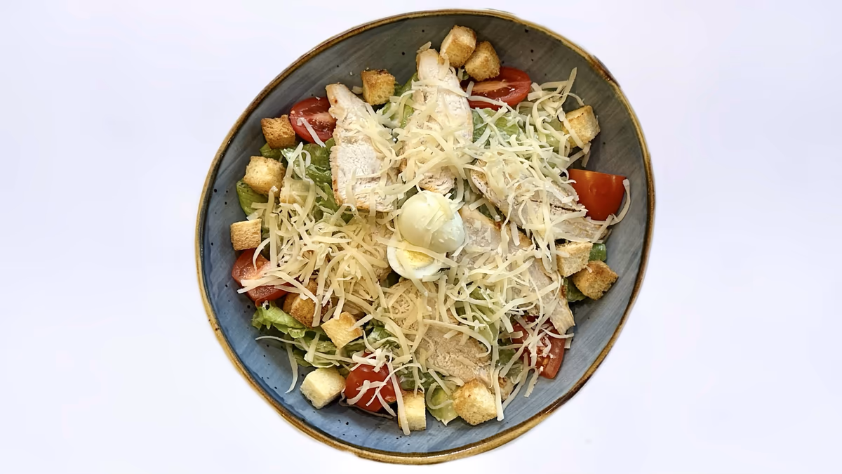 Цезарь с курицей