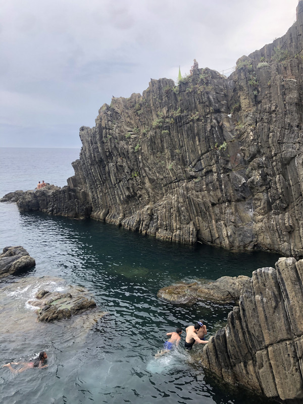 F7AF3387-E10D-45ED-851A-AA00F91CD571