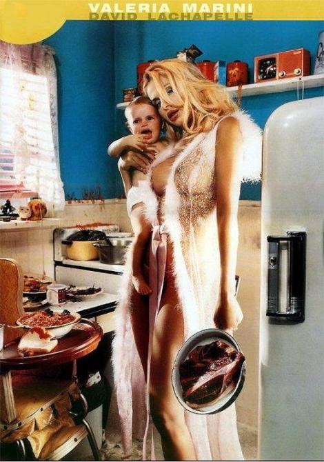 http://static.funonit.com/foto/gnocche/valeria_marini/valeria_marini_13.jpg